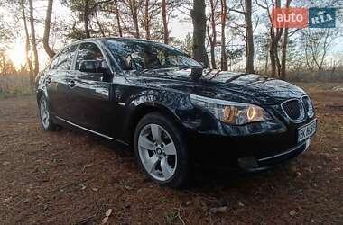 Седан BMW 5 Series 2008 в Вараше