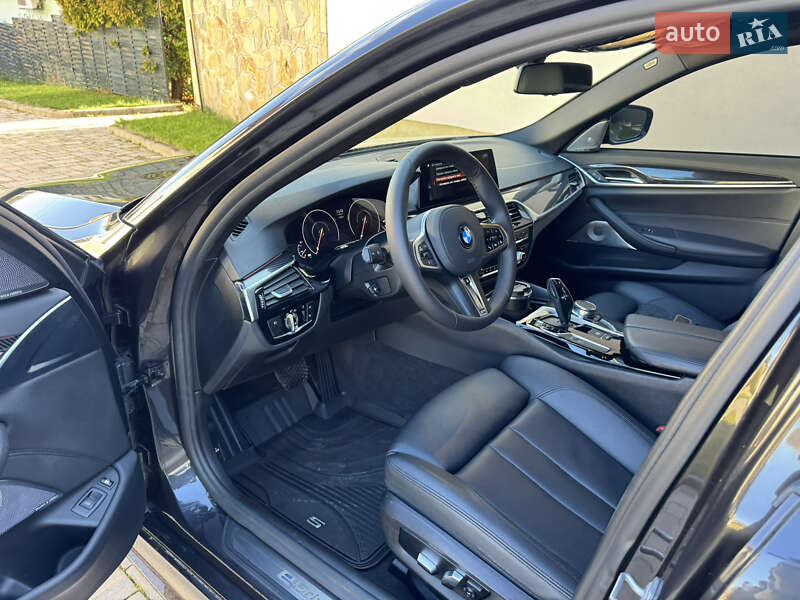 Седан BMW 5 Series 2018 в Тернополі