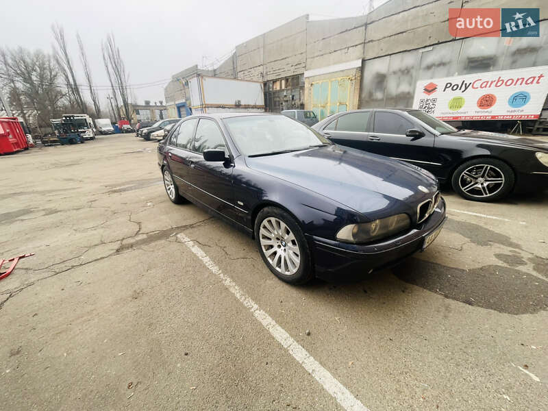 BMW 5 Series 1999