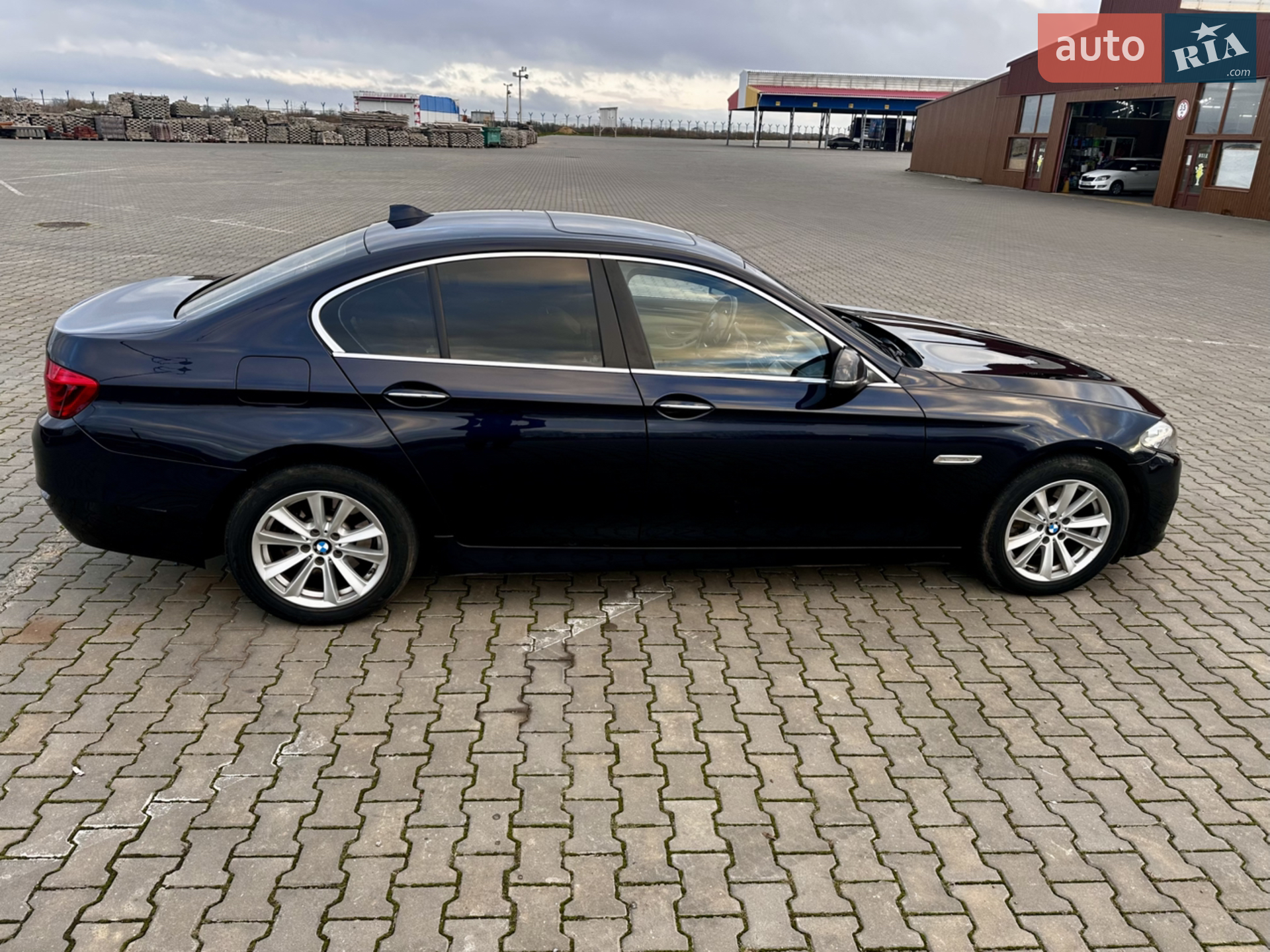 2015 BMW 5er - мініатюра 18