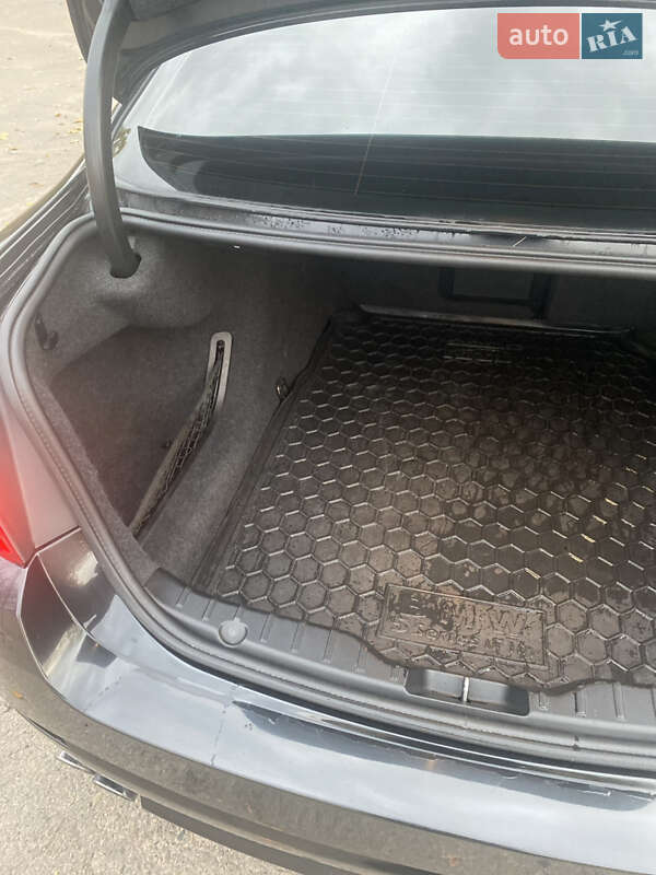 Седан BMW 5 Series 2010 в Рівному фото 23 Седан BMW 5 Series 2010 в Рівному