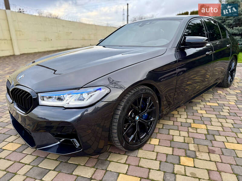 Седан BMW 5 Series 2017 в Днепре