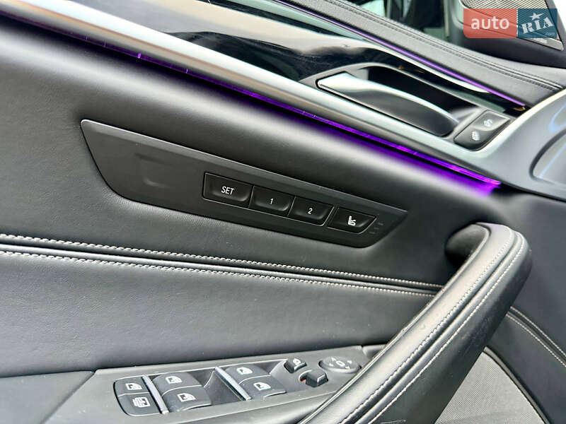 Седан BMW 5 Series 2017 в Днепре