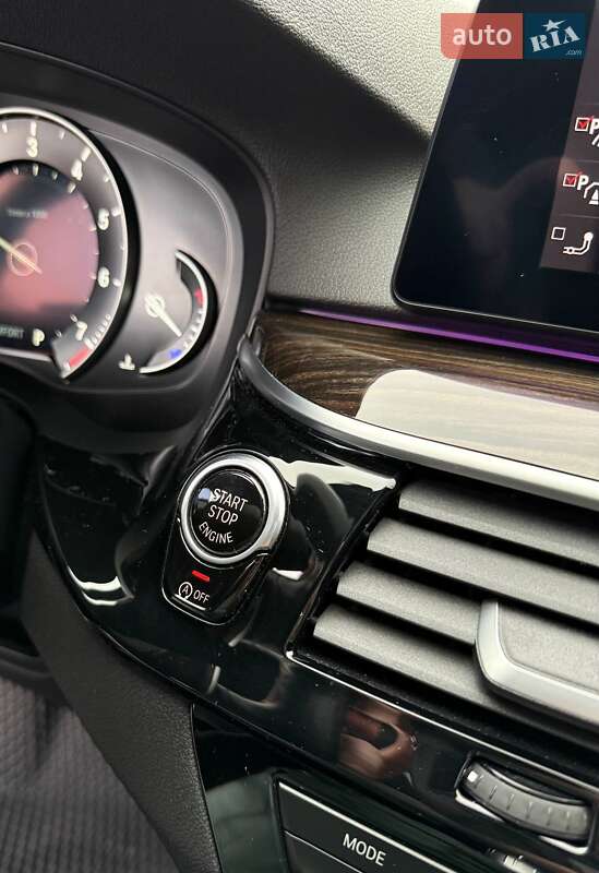 Седан BMW 5 Series 2018 в Днепре