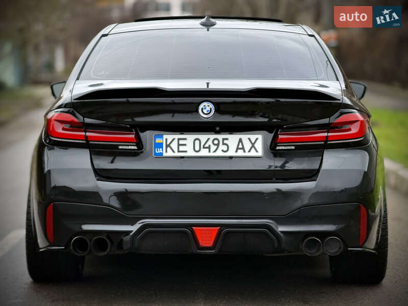 Седан BMW 5 Series 2017 в Запорожье