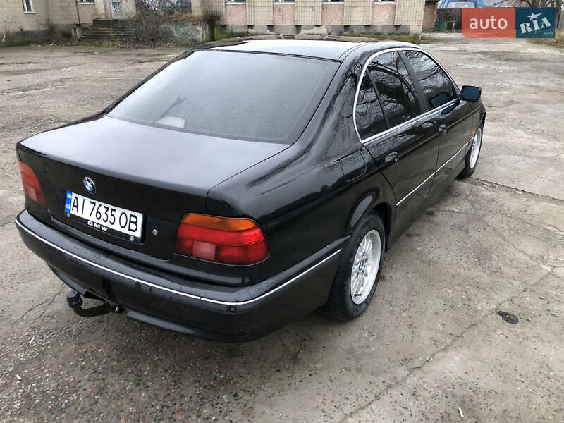 Седан BMW 5 Series 1999 в Киеве