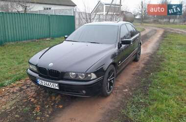 Седан BMW 5 Series 2000 в Прилуках