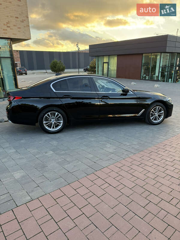 Седан BMW 5 Series 2020 в Хмельницком