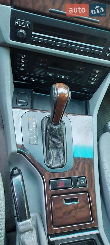 Седан BMW 5 Series 1999 в Кропивницькому