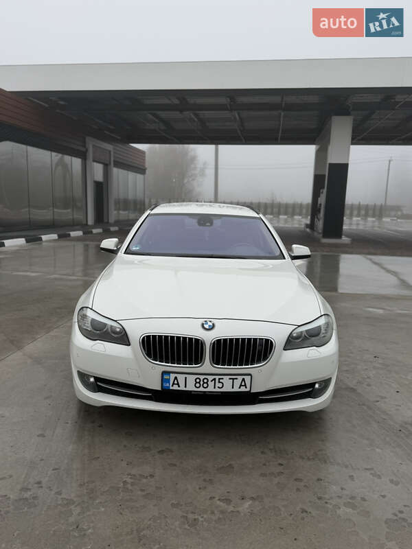BMW 5 Series 2011