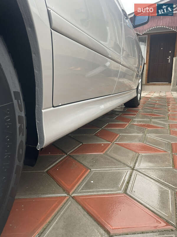 Седан BMW 5 Series 2003 в Вінниці