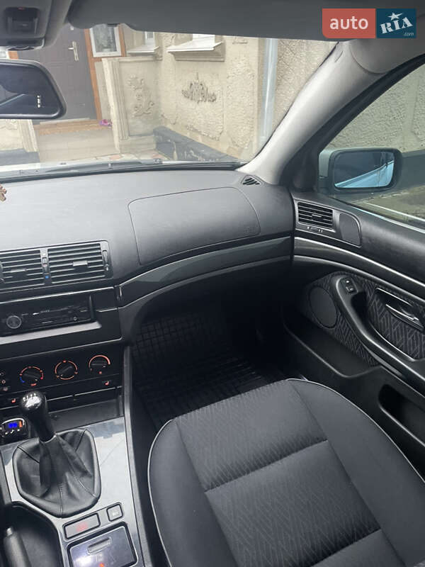 Седан BMW 5 Series 2003 в Вінниці