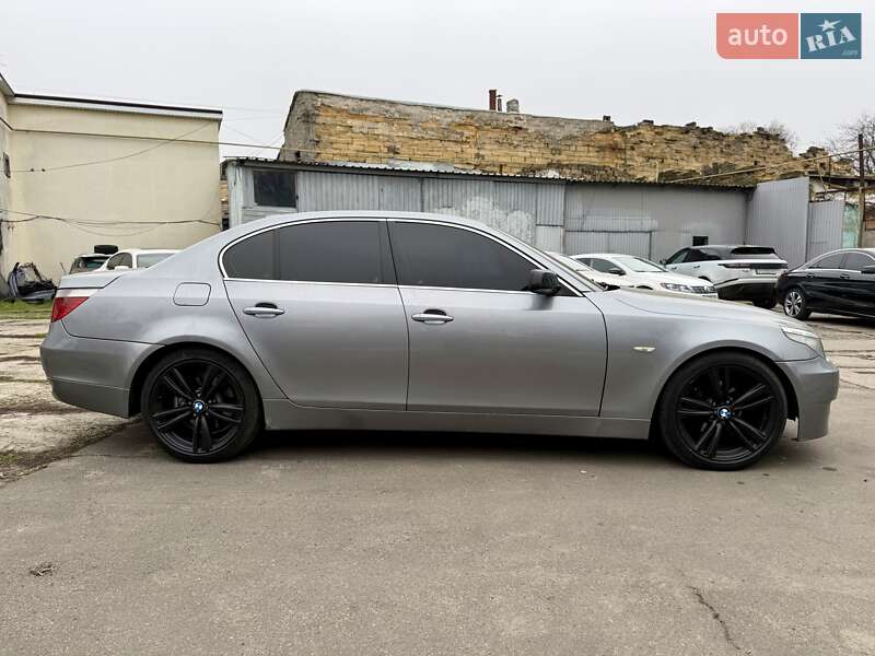 Седан BMW 5 Series 2005 в Одесі