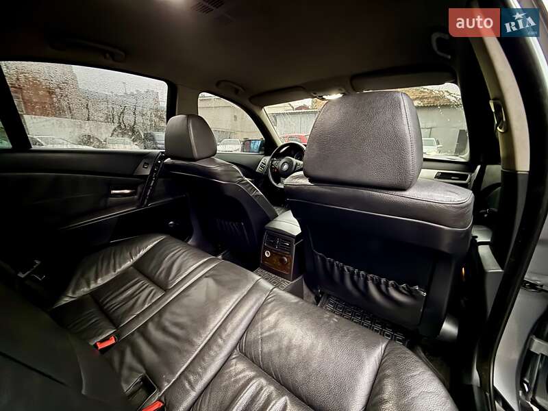 Седан BMW 5 Series 2005 в Одесі