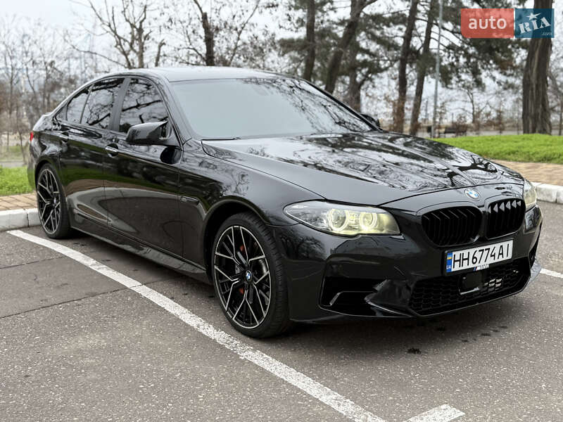 Седан BMW 5 Series 2010 в Одессе