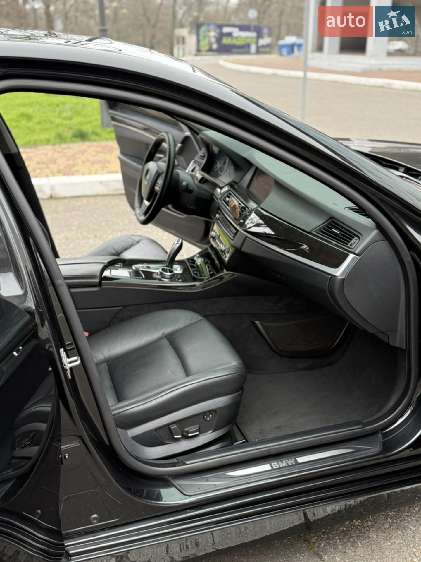 2010 BMW 5er - мініатюра 10