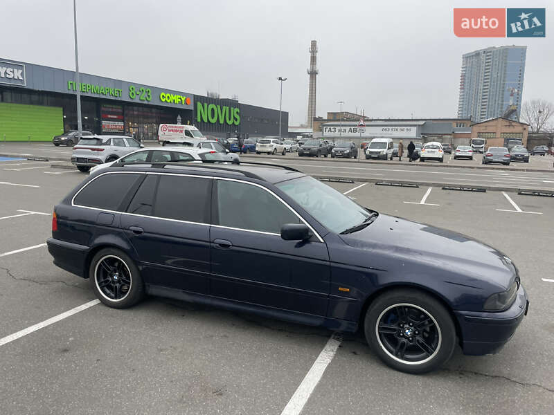 Универсал BMW 5 Series 2001 в Киеве