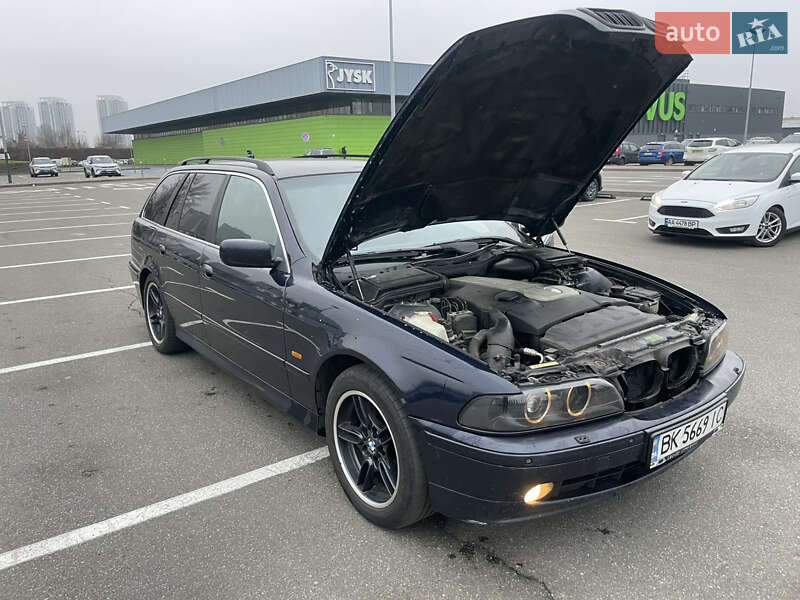 Универсал BMW 5 Series 2001 в Киеве