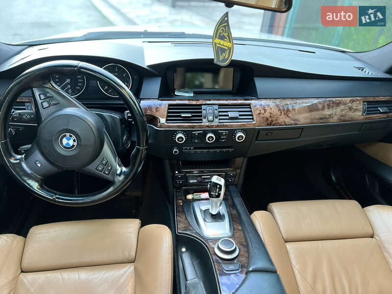 Седан BMW 5 Series 2008 в Ужгороді