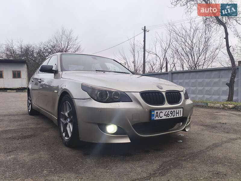 BMW 5 Series 2004