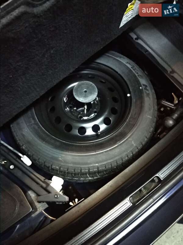 Седан BMW 5 Series 1999 в Киеве