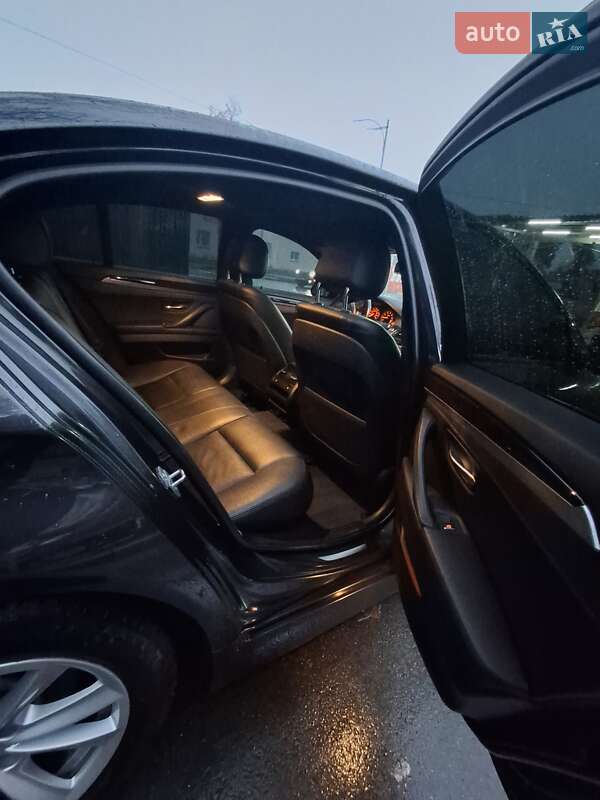 Седан BMW 5 Series 2015 в Києві
