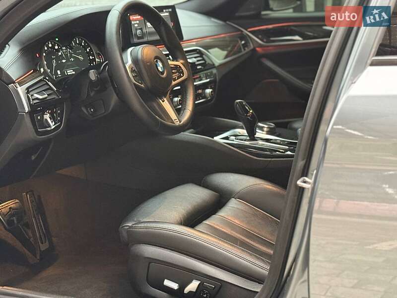 Седан BMW 5 Series 2018 в Житомире