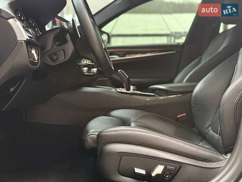 Седан BMW 5 Series 2018 в Житомире