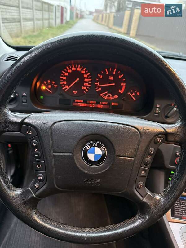 Седан BMW 5 Series 1999 в Киеве