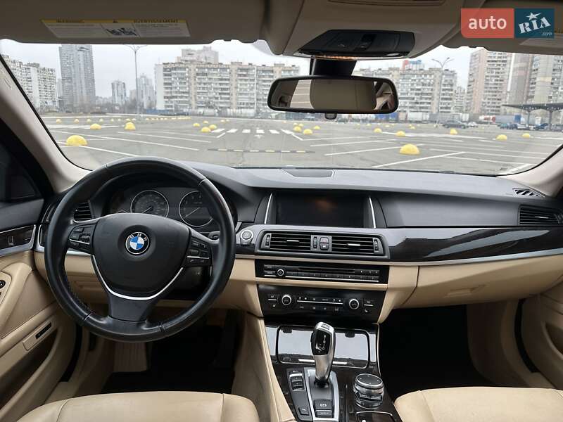 Седан BMW 5 Series 2014 в Києві