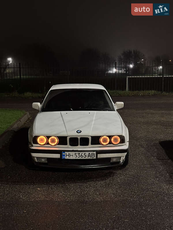 Седан BMW 5 Series 1991 в Одесі