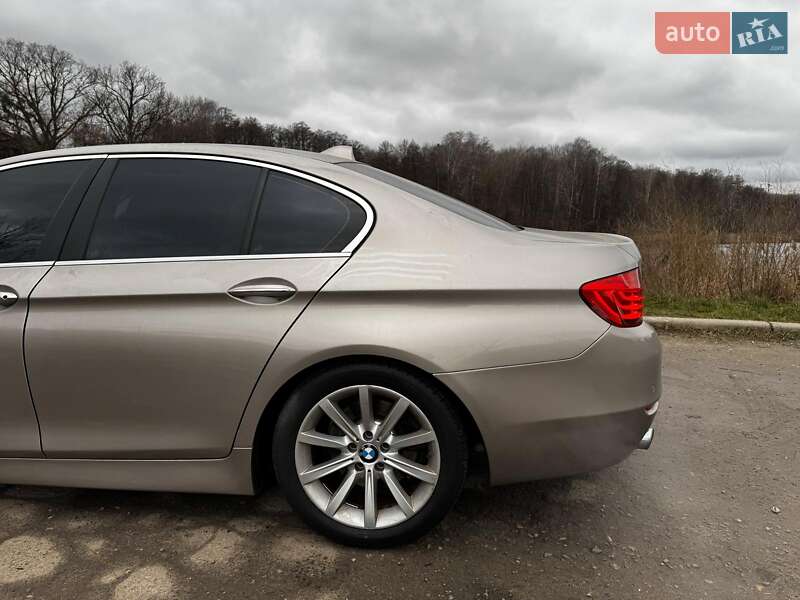 Седан BMW 5 Series 2013 в Києві
