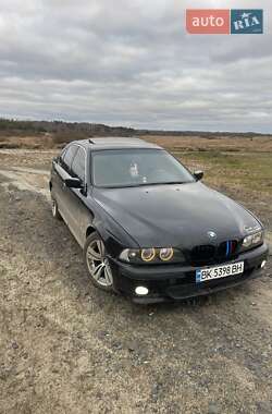 Седан BMW 5 Series 2003 в Камне-Каширском