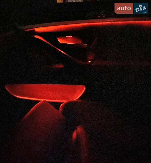 Седан BMW 5 Series 2010 в Кореці фото 43 Седан BMW 5 Series 2010 в Кореці