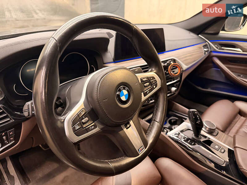 Седан BMW 5 Series 2017 в Києві фото 23 Седан BMW 5 Series 2017 в Києві