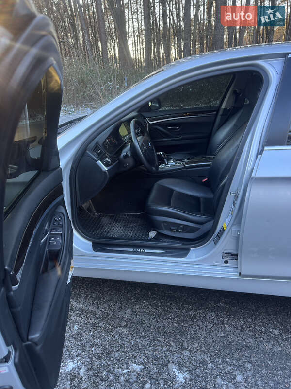 Седан BMW 5 Series 2012 в Луцьку