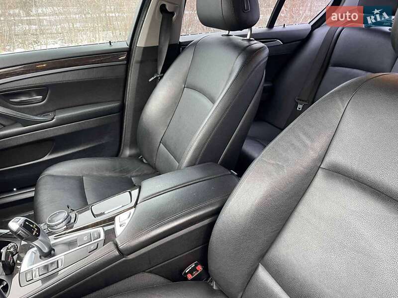 Седан BMW 5 Series 2014 в Стрые