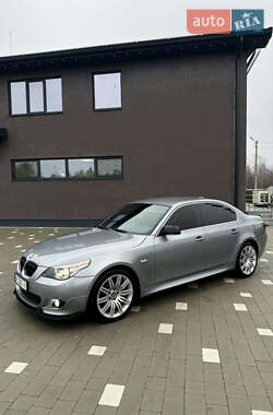 Седан BMW 5 Series 2005 в Рокитном