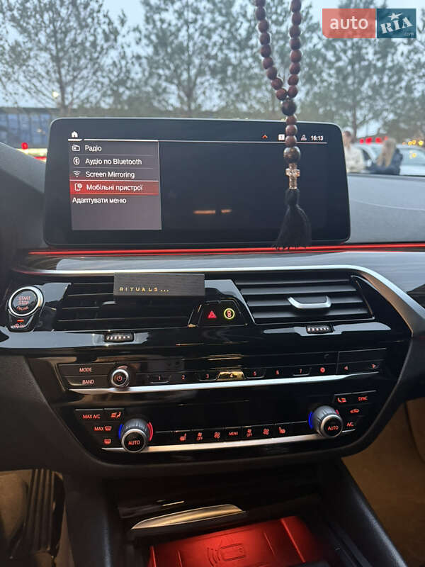 Седан BMW 5 Series 2020 в Киеве