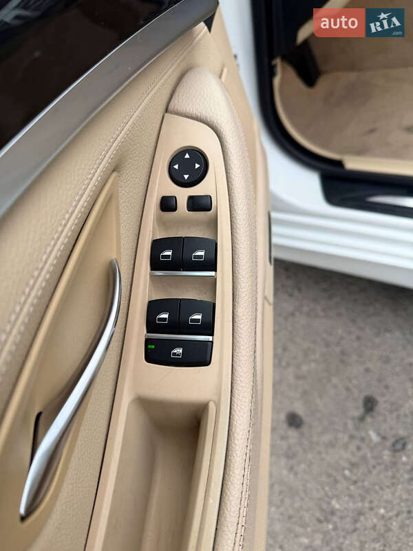 Седан BMW 5 Series 2012 в Києві