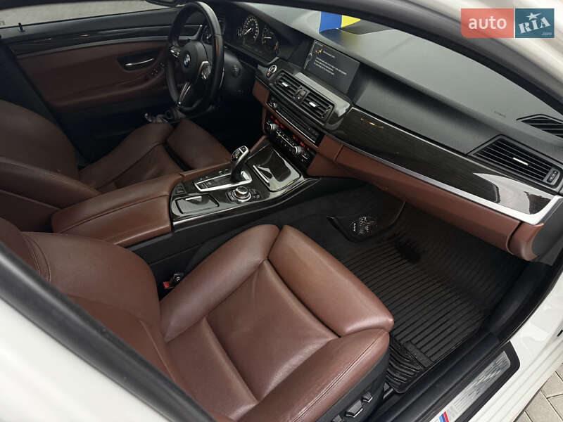 Седан BMW 5 Series 2011 в Бершади