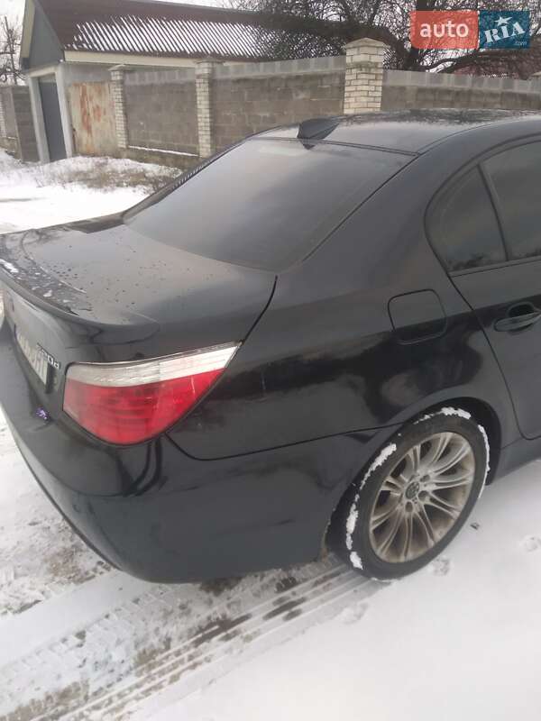 Седан BMW 5 Series 2009 в Коростене