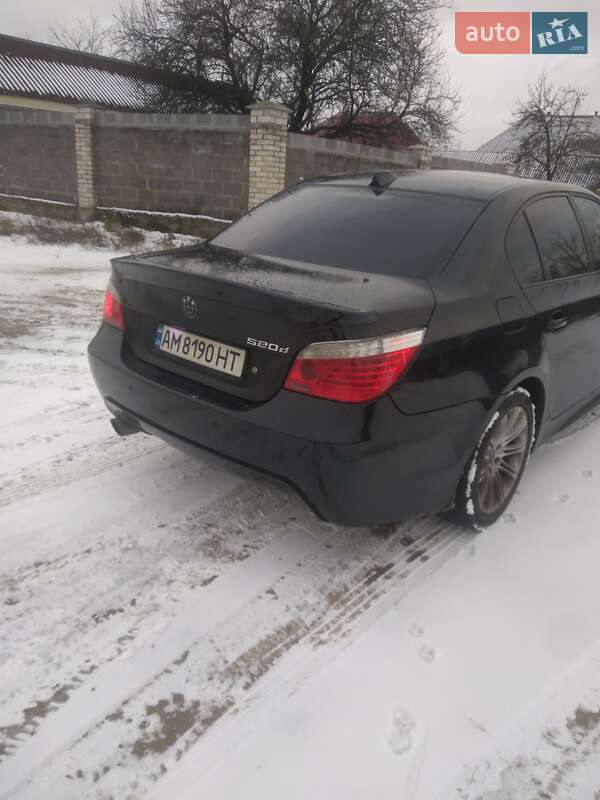 Седан BMW 5 Series 2009 в Коростене