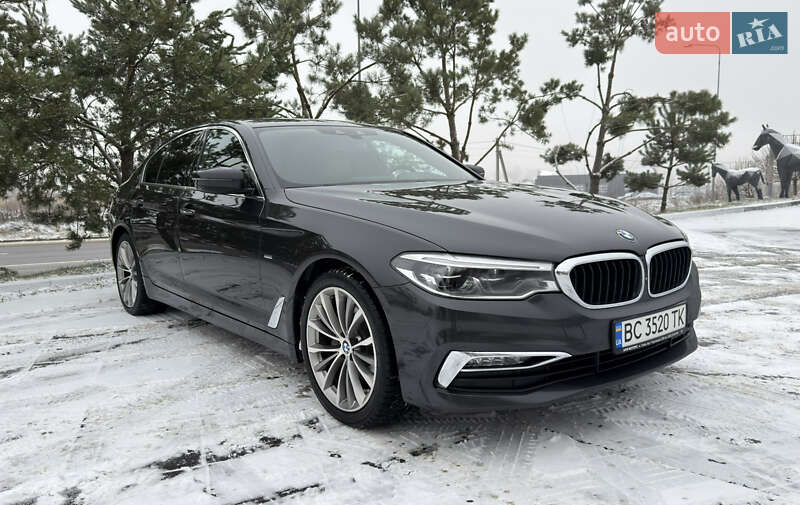 Седан BMW 5 Series 2017 в Львові