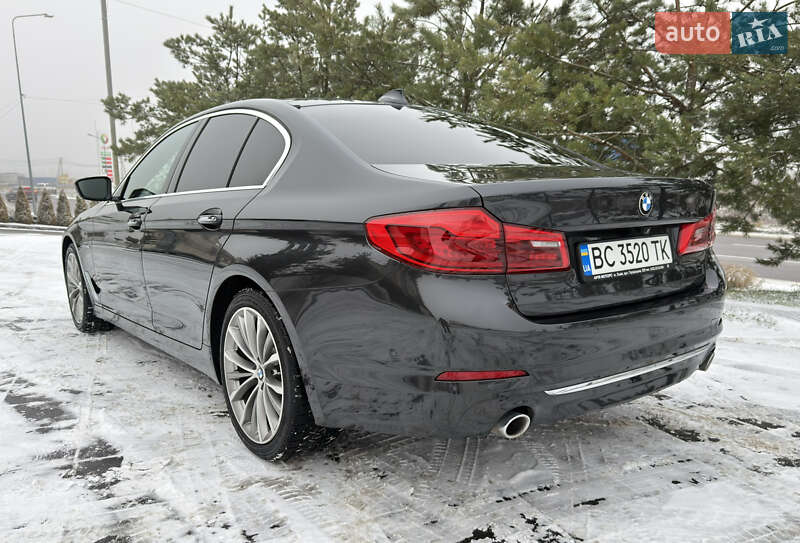Седан BMW 5 Series 2017 в Львові