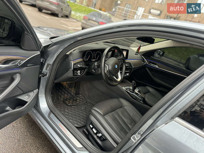 Седан BMW 5 Series 2018 в Киеве