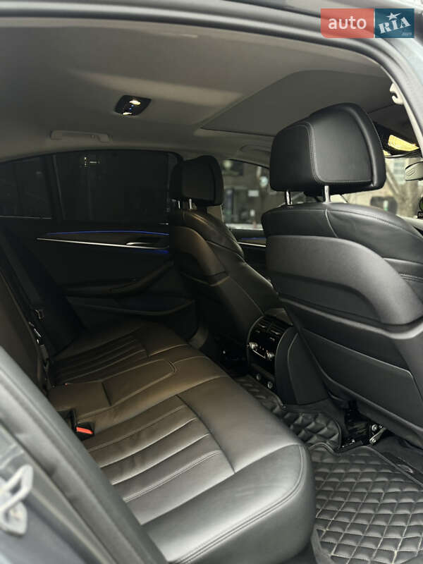 Седан BMW 5 Series 2018 в Киеве