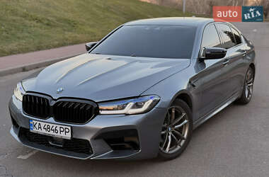 Седан BMW 5 Series 2018 в Киеве