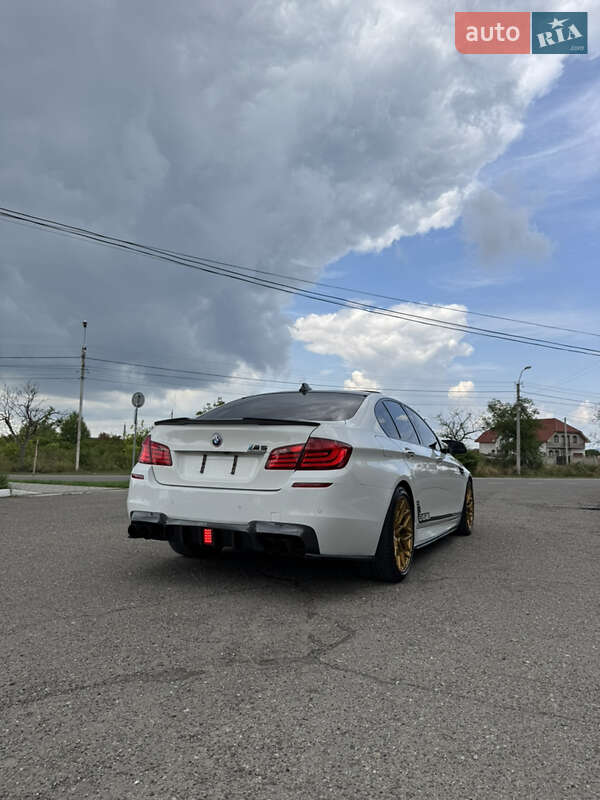 Седан BMW 5 Series 2010 в Виноградове фото 8 Седан BMW 5 Series 2010 в Виноградове