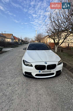 Седан BMW 5 Series 2010 в Виноградове